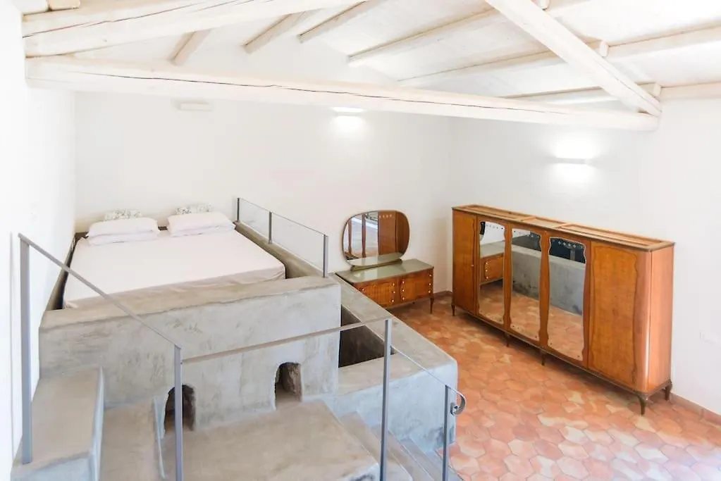 Tenuta Costa Sovere Mascali 0*,